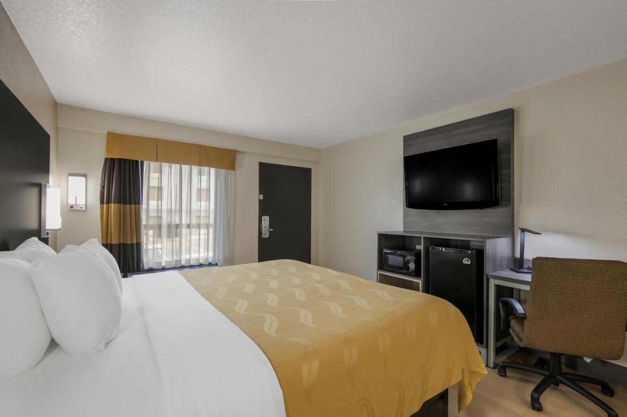 King Room - Non-Smoking at Quality Inn Commerce at I-85