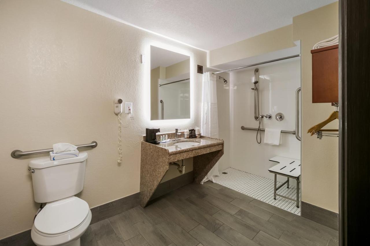 King Room - Accessible/Non-Smoking at Quality Inn Commerce at I-85