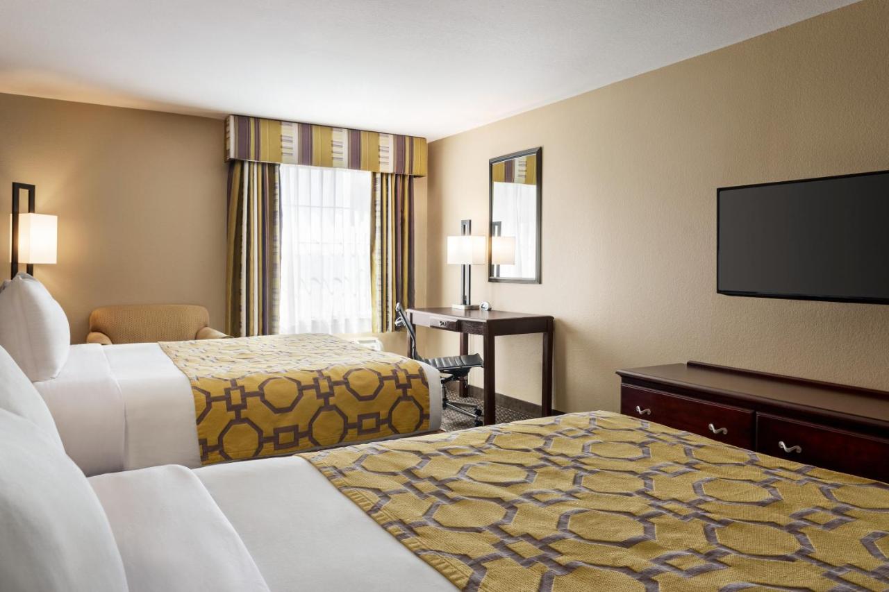 Queen Room with Two Queen Beds and Bath Tub - Mobility/Hearing Accessible - Non-Smoking at Baymont by Wyndham Wichita Falls