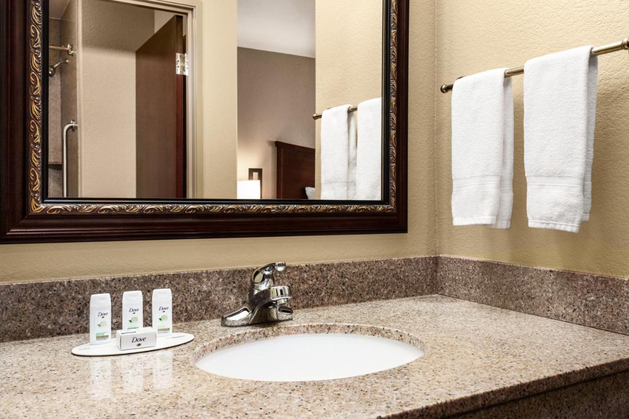King Room - Non-Smoking at Baymont by Wyndham Wichita Falls