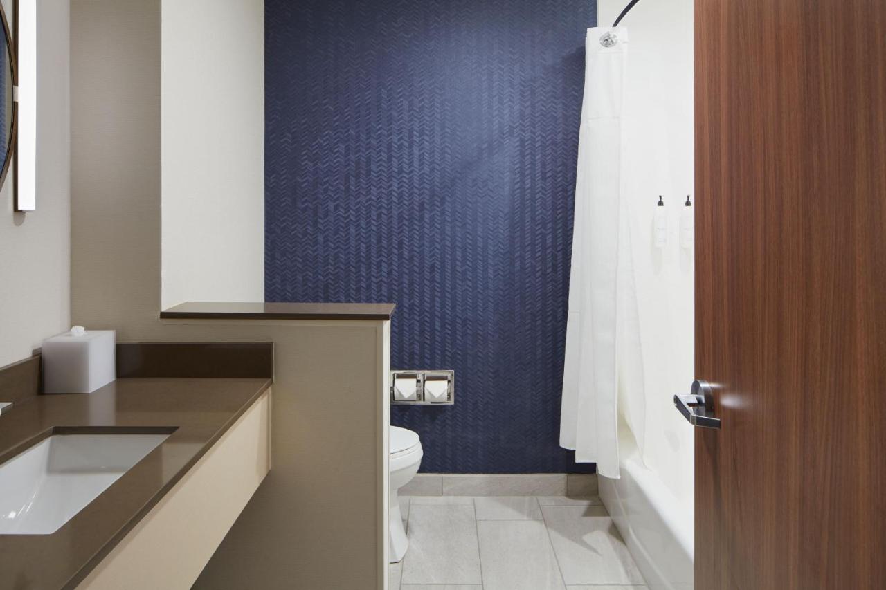  | Fairfield by Marriott Inn & Suites Middletown