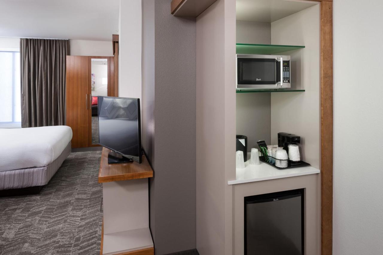 King Studio with Sofa Bed at SpringHill Suites by Marriott Salt Lake City Airport