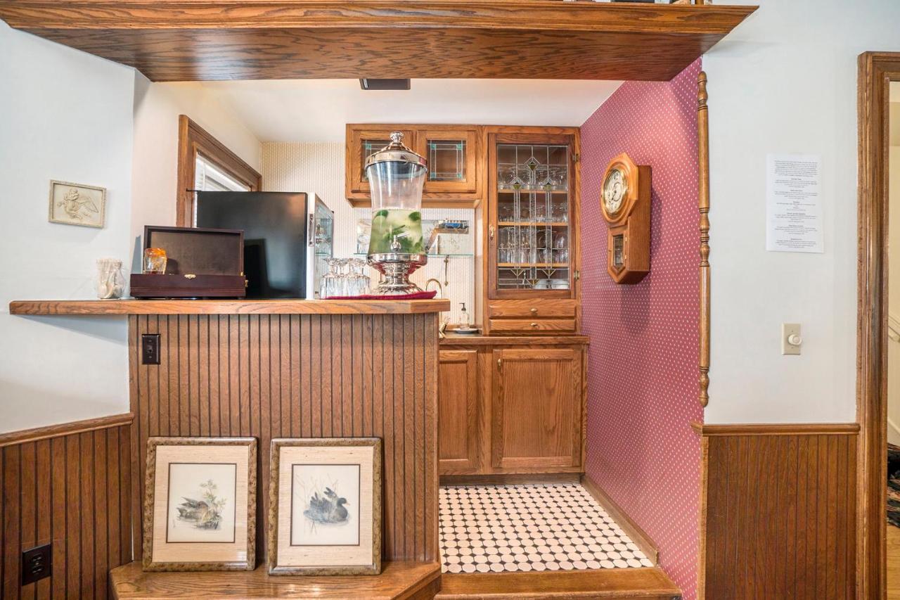 | Yelton Manor Bed and Breakfast