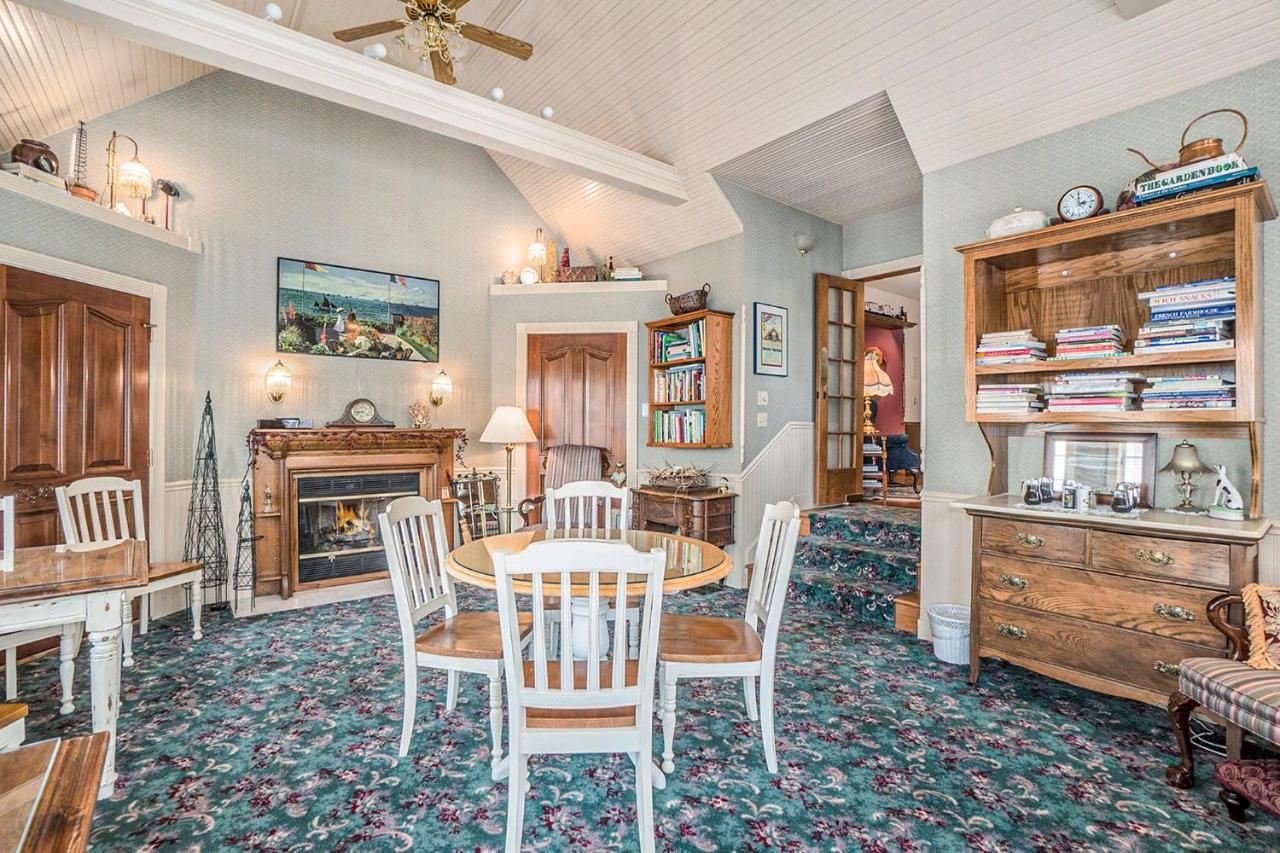 | Yelton Manor Bed and Breakfast