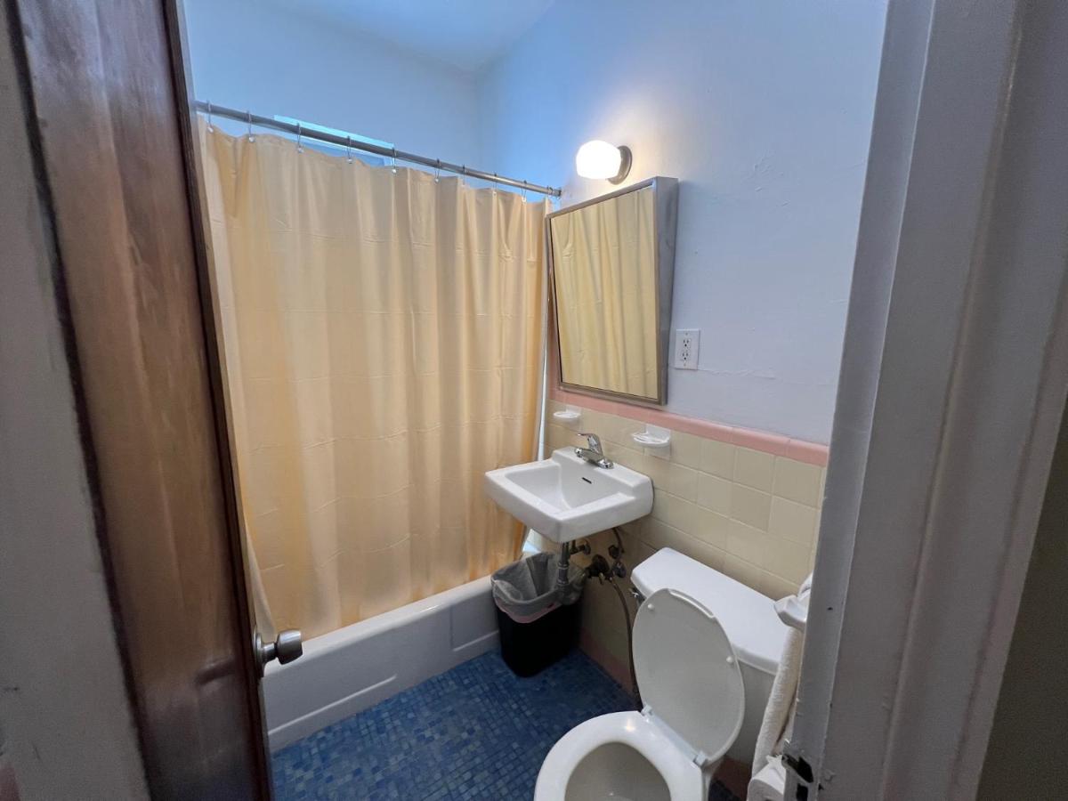 | Sherbrooke All Suites Hotel