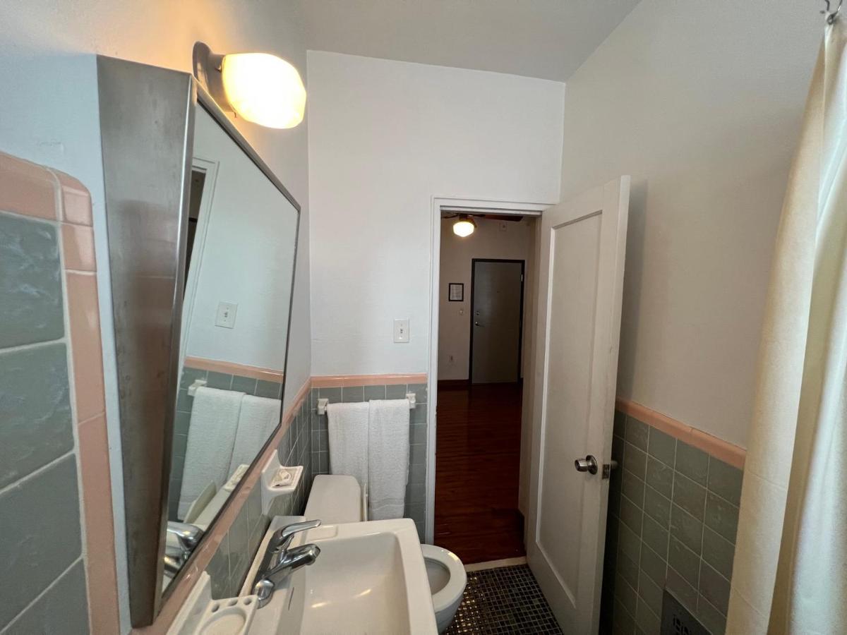 | Sherbrooke All Suites Hotel