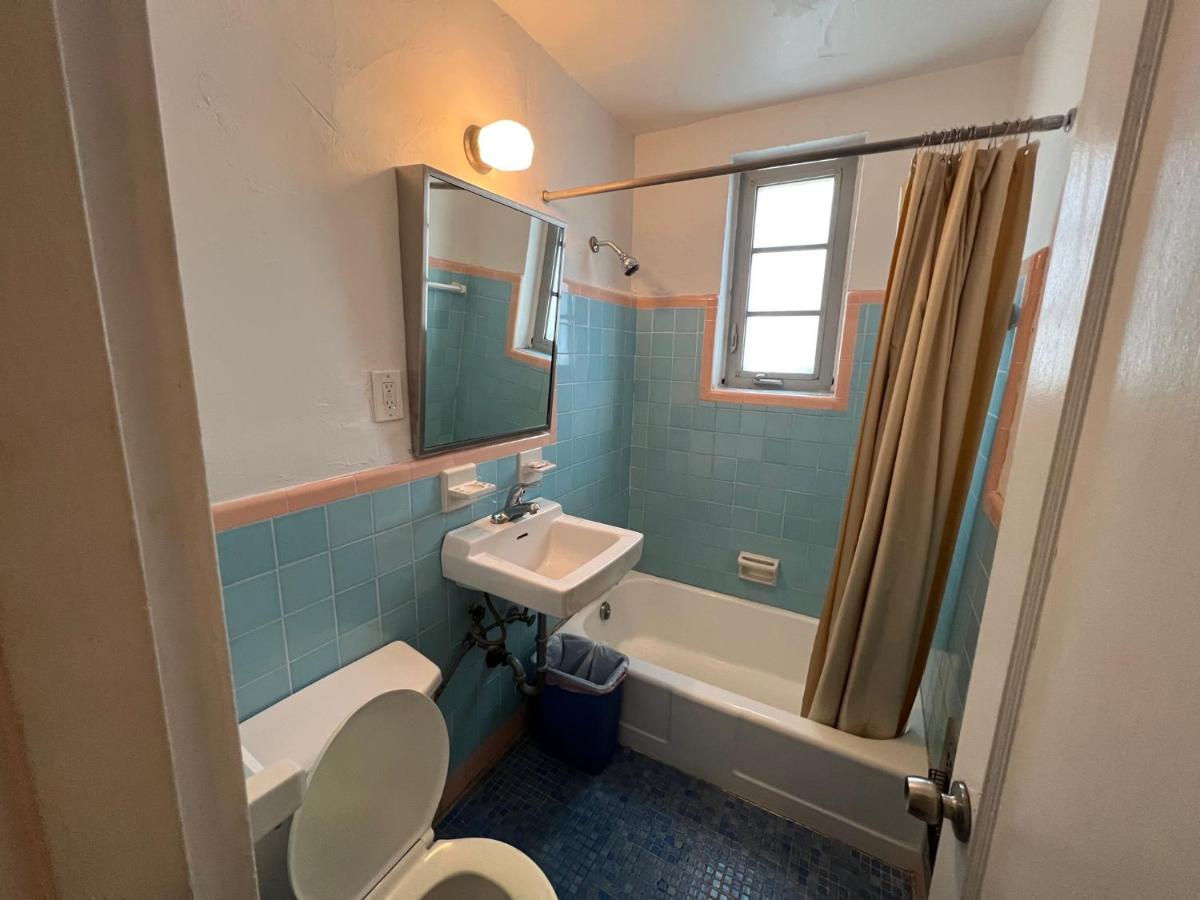 | Sherbrooke All Suites Hotel