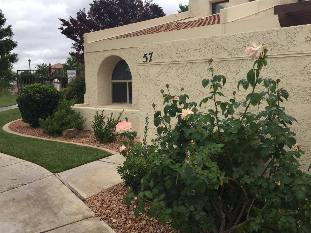 | Multi Resorts at Villas at Southgate