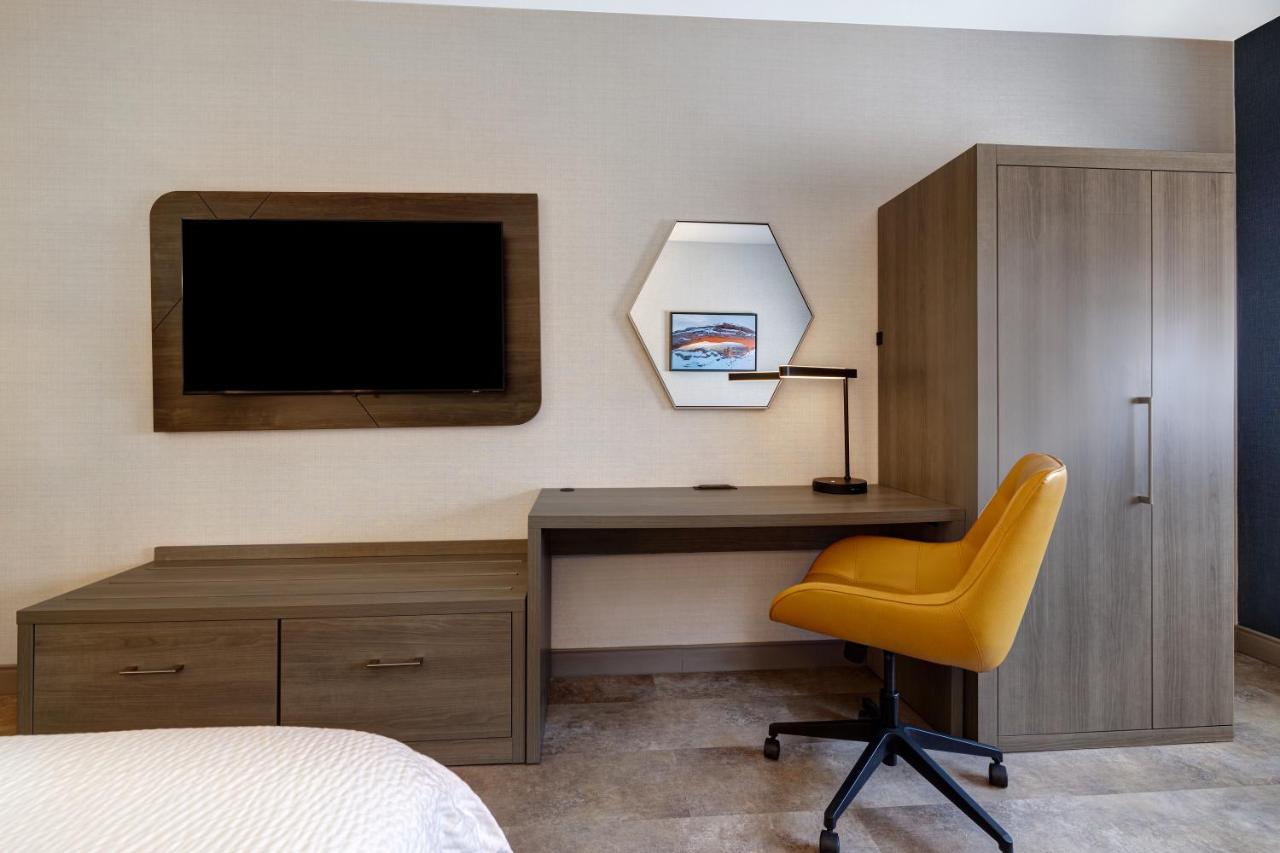 Executive King Suite at Holiday Inn Express & Suites Moab by IHG