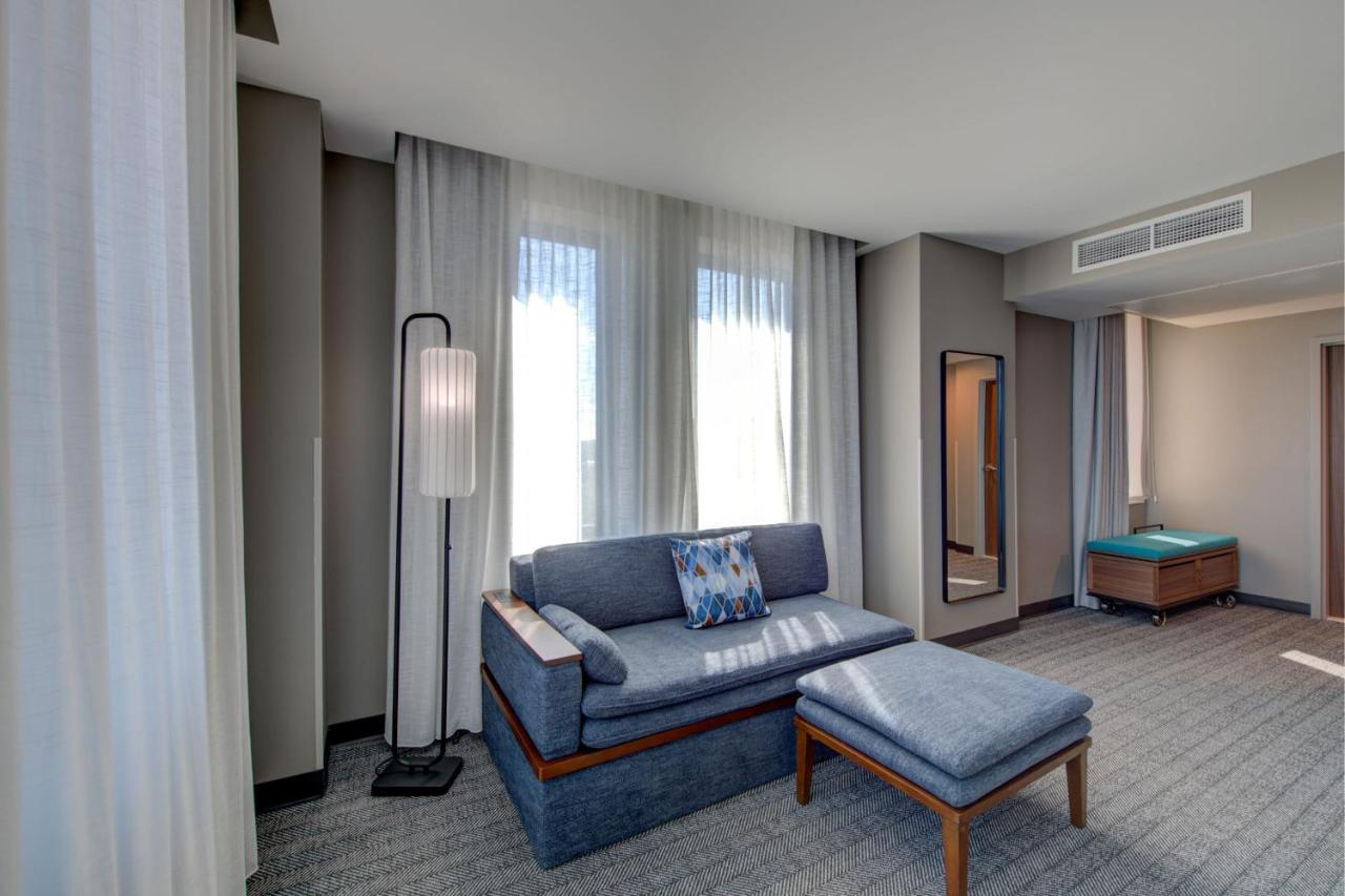 | The Threefoot Hotel, Meridian, a Tribute Portfolio Hotel