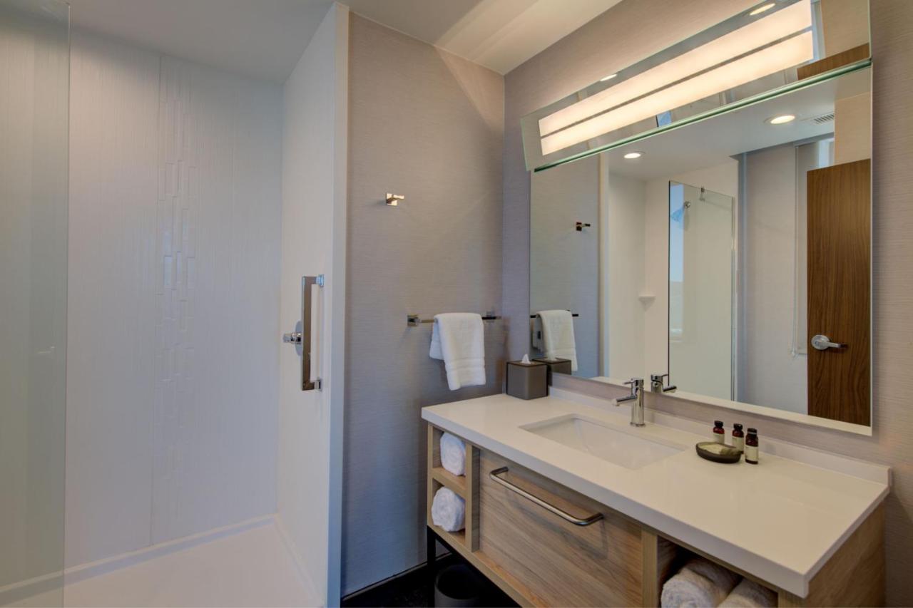 | The Threefoot Hotel, Meridian, a Tribute Portfolio Hotel