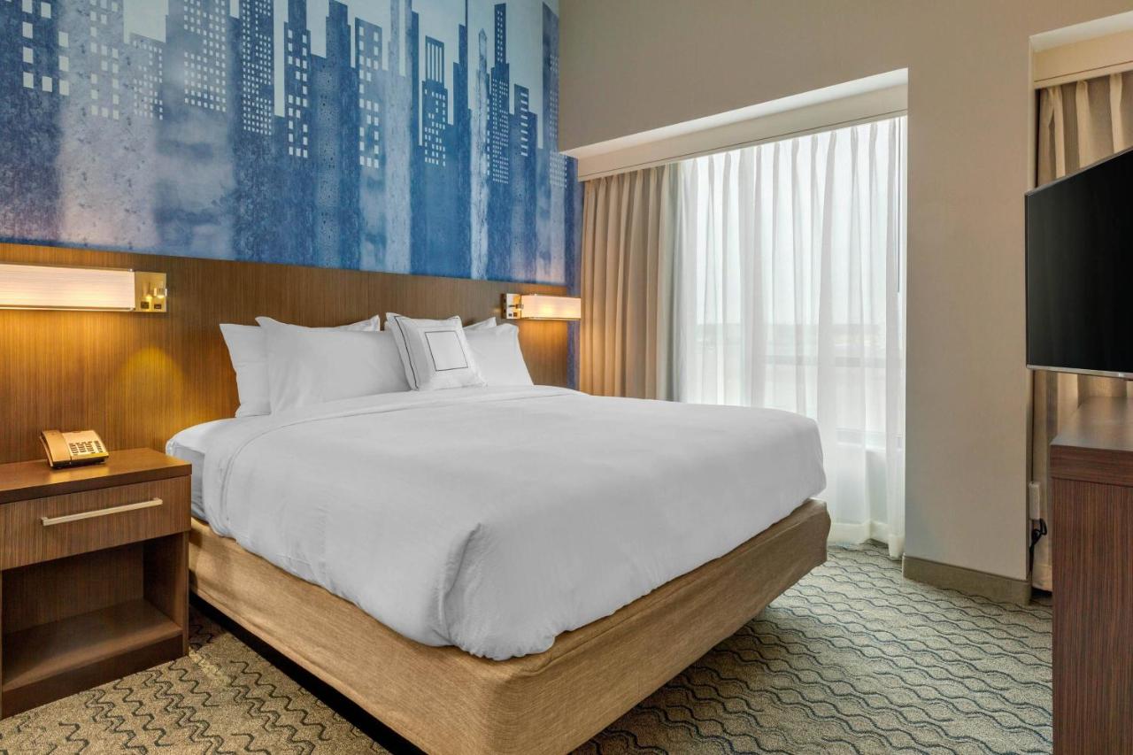 Studio, 1 King, Sofa bed, High floor at Residence Inn Providence Downtown