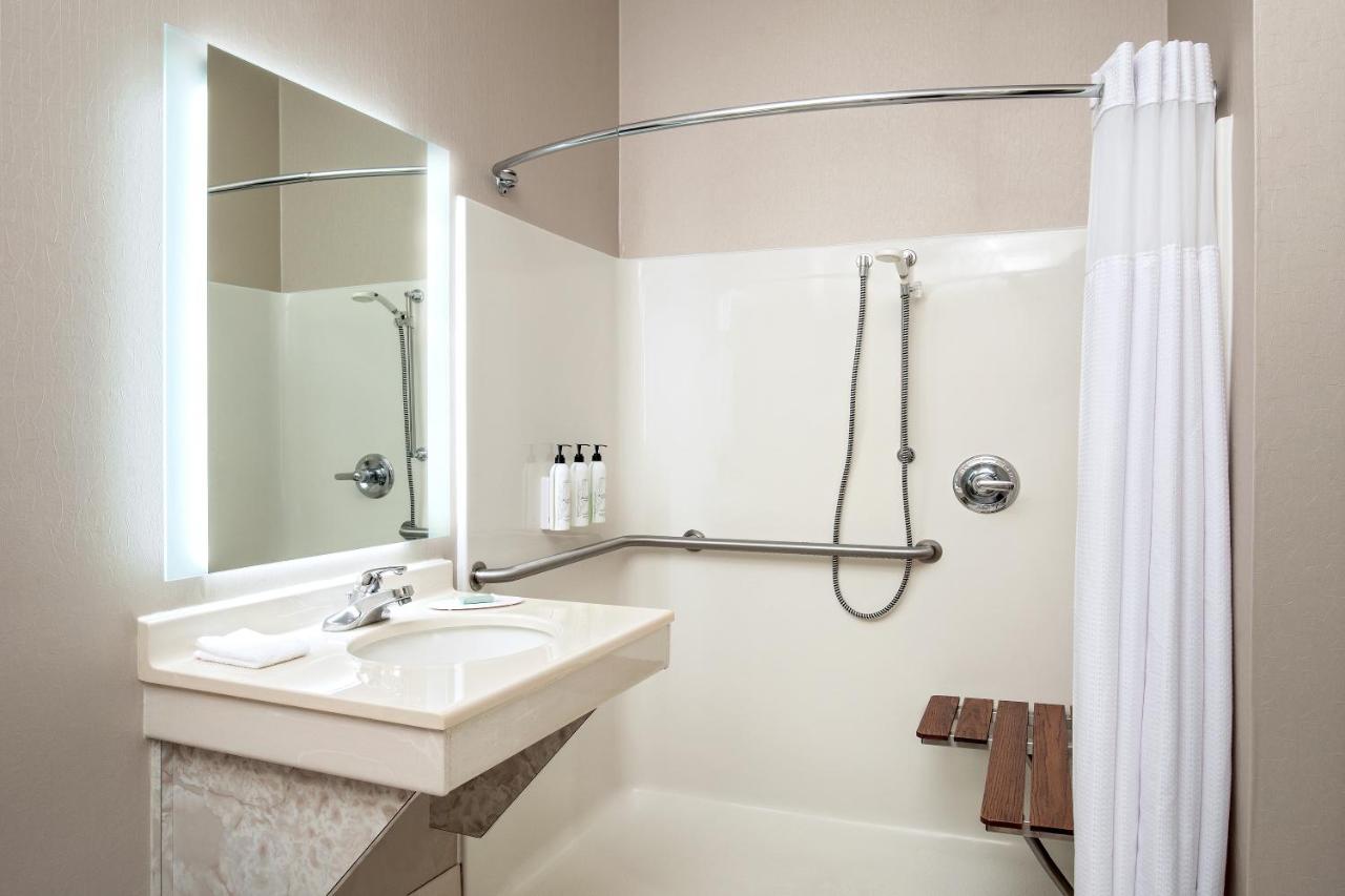 Double Studio - Disability Access at SpringHill Suites by Marriott Hershey Near the Park