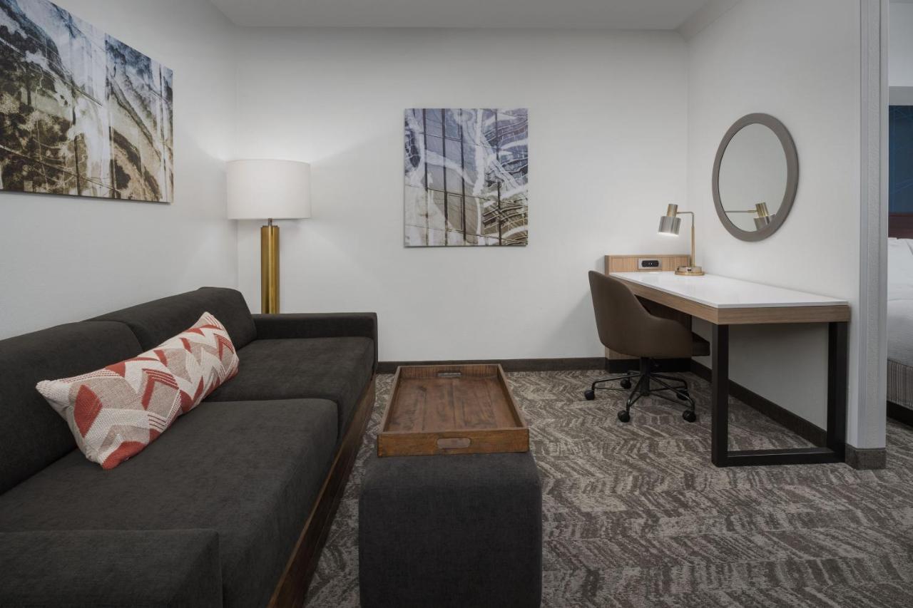 King Suite with Sofa Bed at SpringHill Suites by Marriott Portland Vancouver