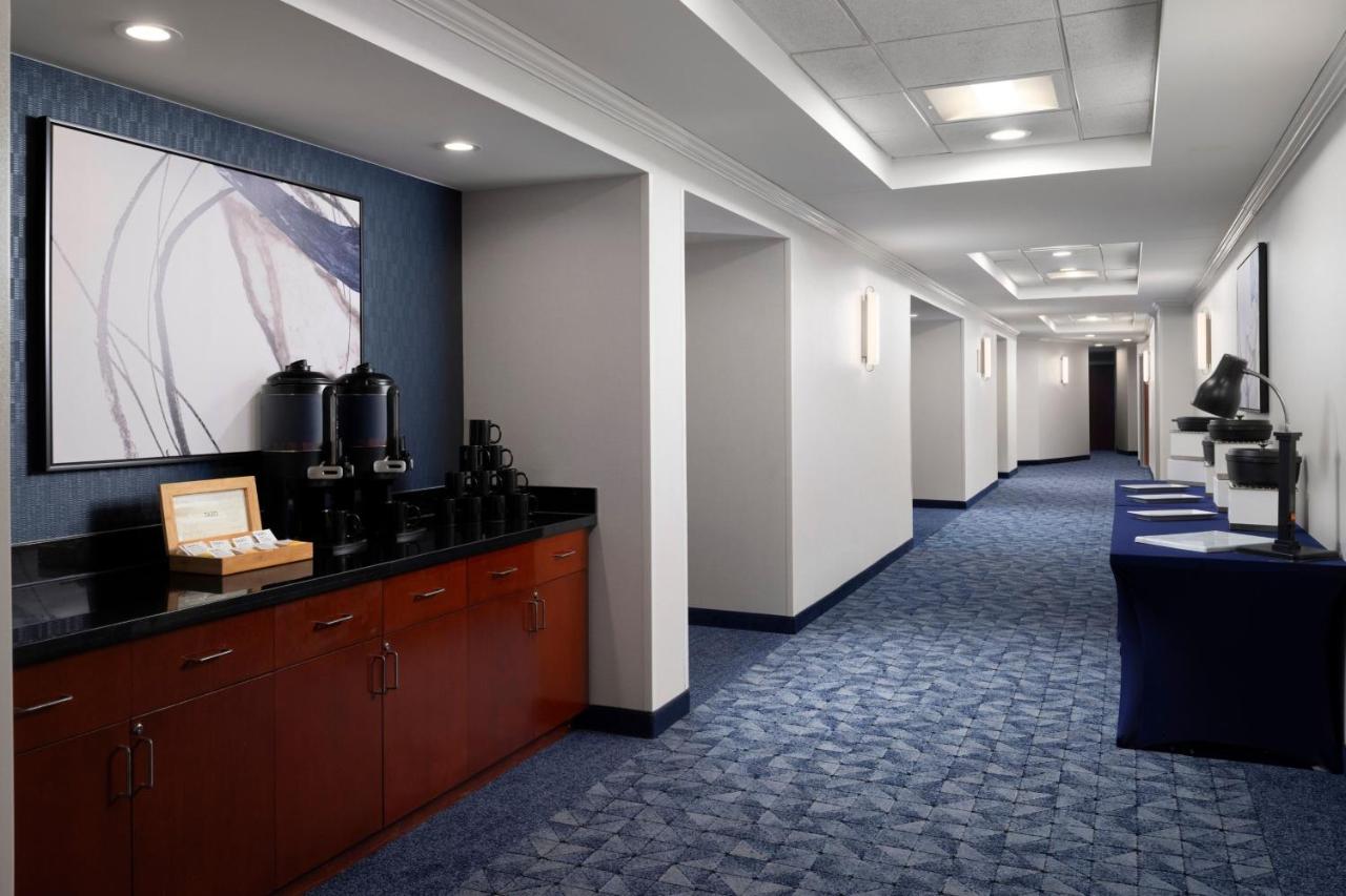| Courtyard by Marriott Washington Capitol Hill/Navy Yard