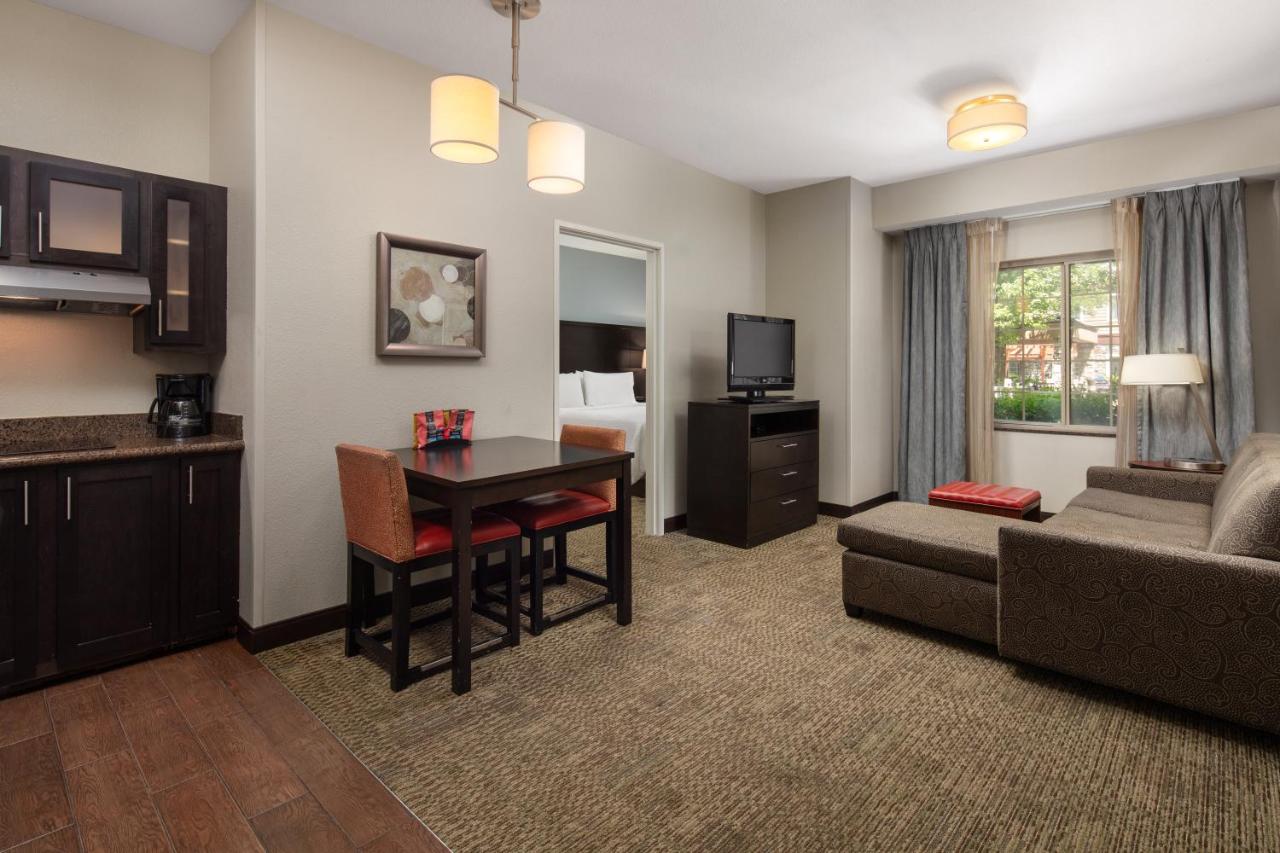 Two-Bedroom Suite at Staybridge Suites Fairfield Napa Valley Area by IHG