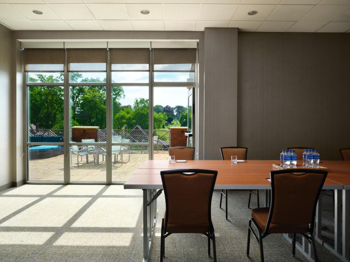 | SpringHill Suites by Marriott Pittsburgh Mt. Lebanon
