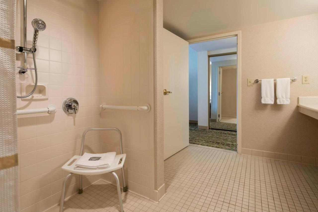 King or Double Room - Concierge Level at Atlanta Marriott Alpharetta