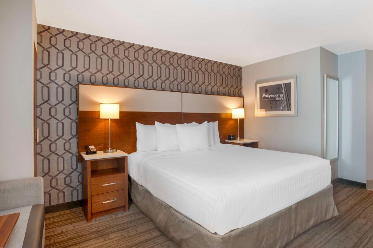 King Room at Best Western Plus Commerce Hotel