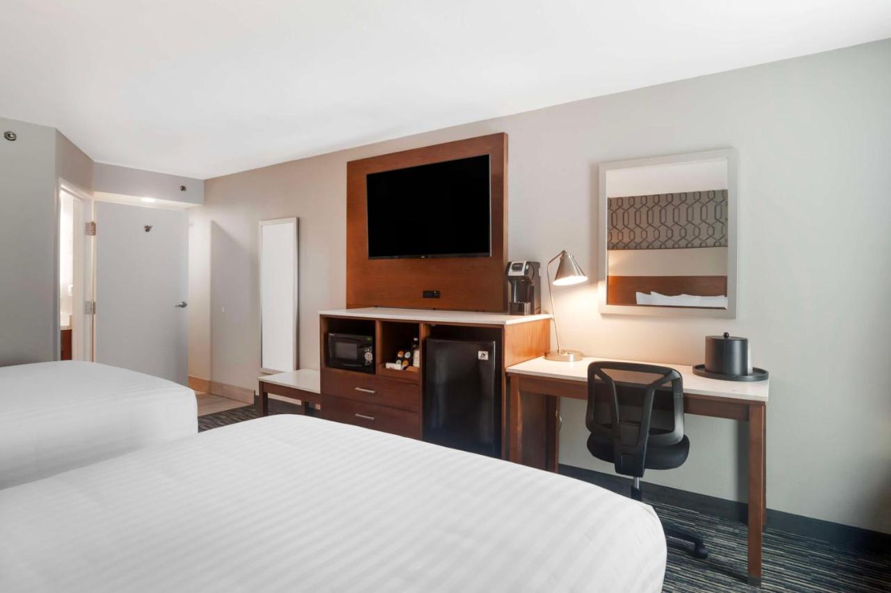 Queen Room with Two Queen Beds at Best Western Plus Commerce Hotel