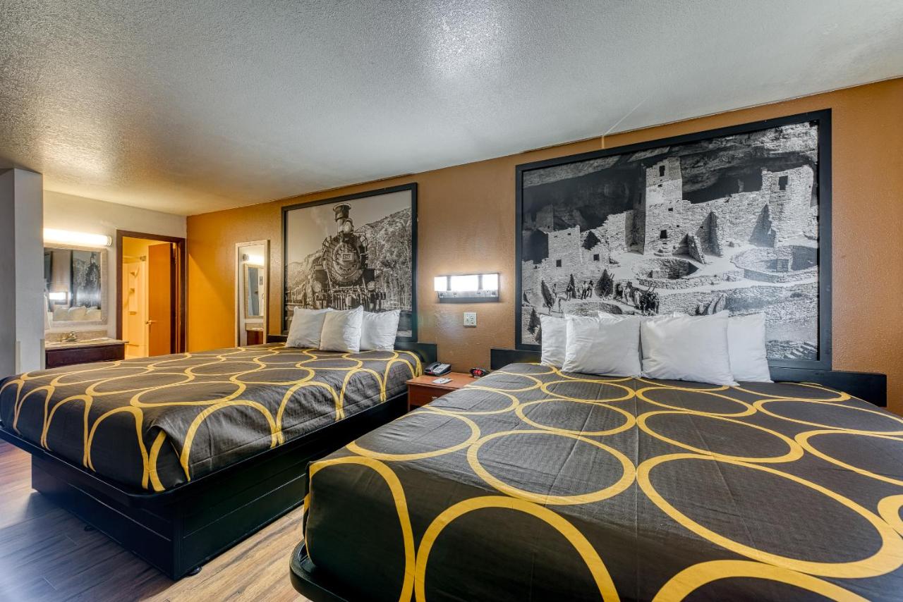 Studio Suite with Three King Beds - Non-Smoking at Super 8 by Wyndham Alamosa