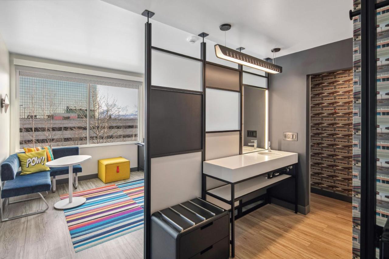 King Room at Aloft by Marriott Anchorage