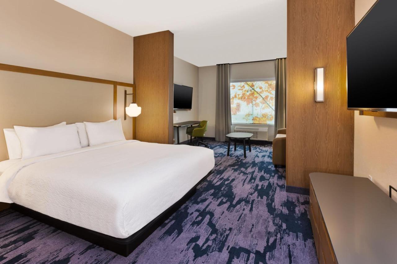| Fairfield by Marriott Inn & Suites Grand Rapids North