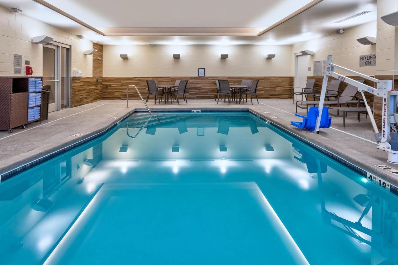 | Fairfield by Marriott Inn & Suites Grand Rapids North