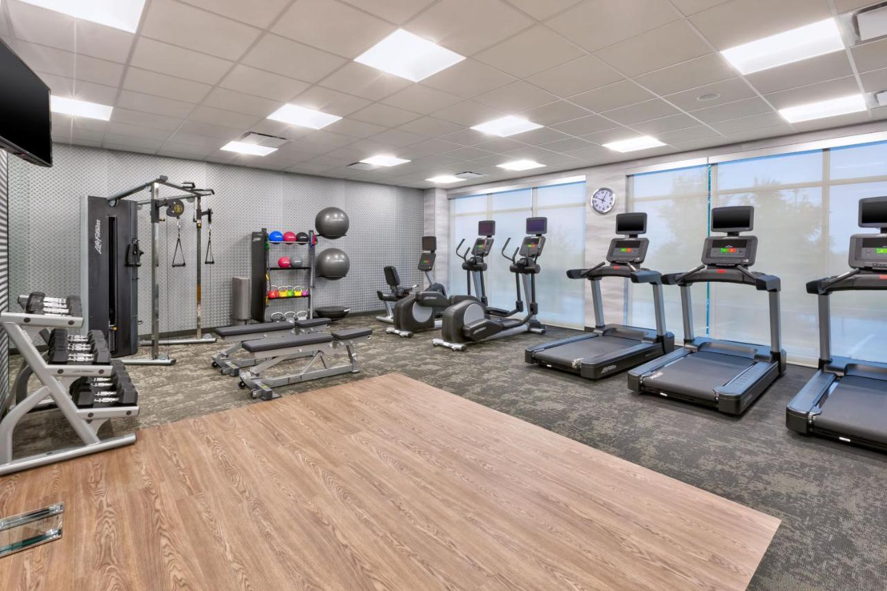 | Fairfield by Marriott Inn & Suites Grand Rapids North