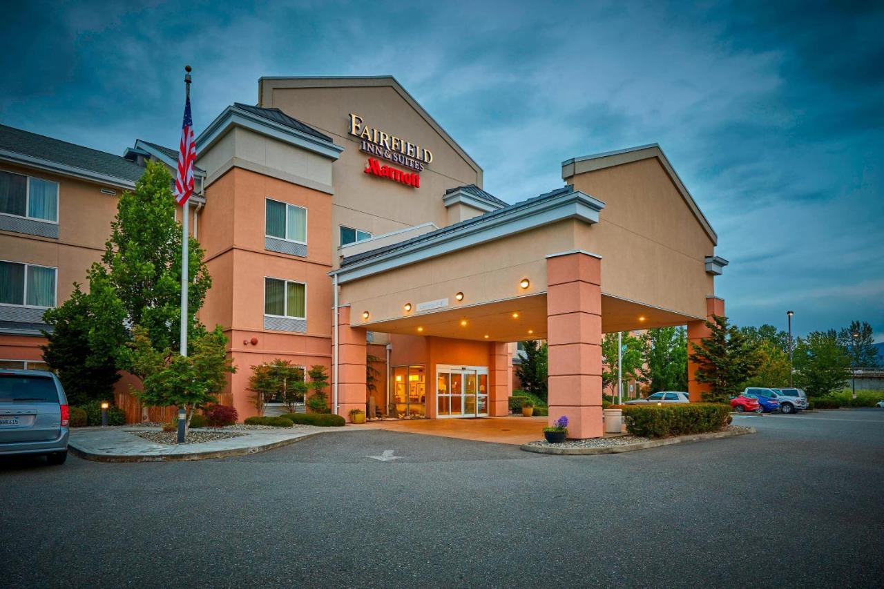 | Fairfield Inn & Suites by Marriott Burlington