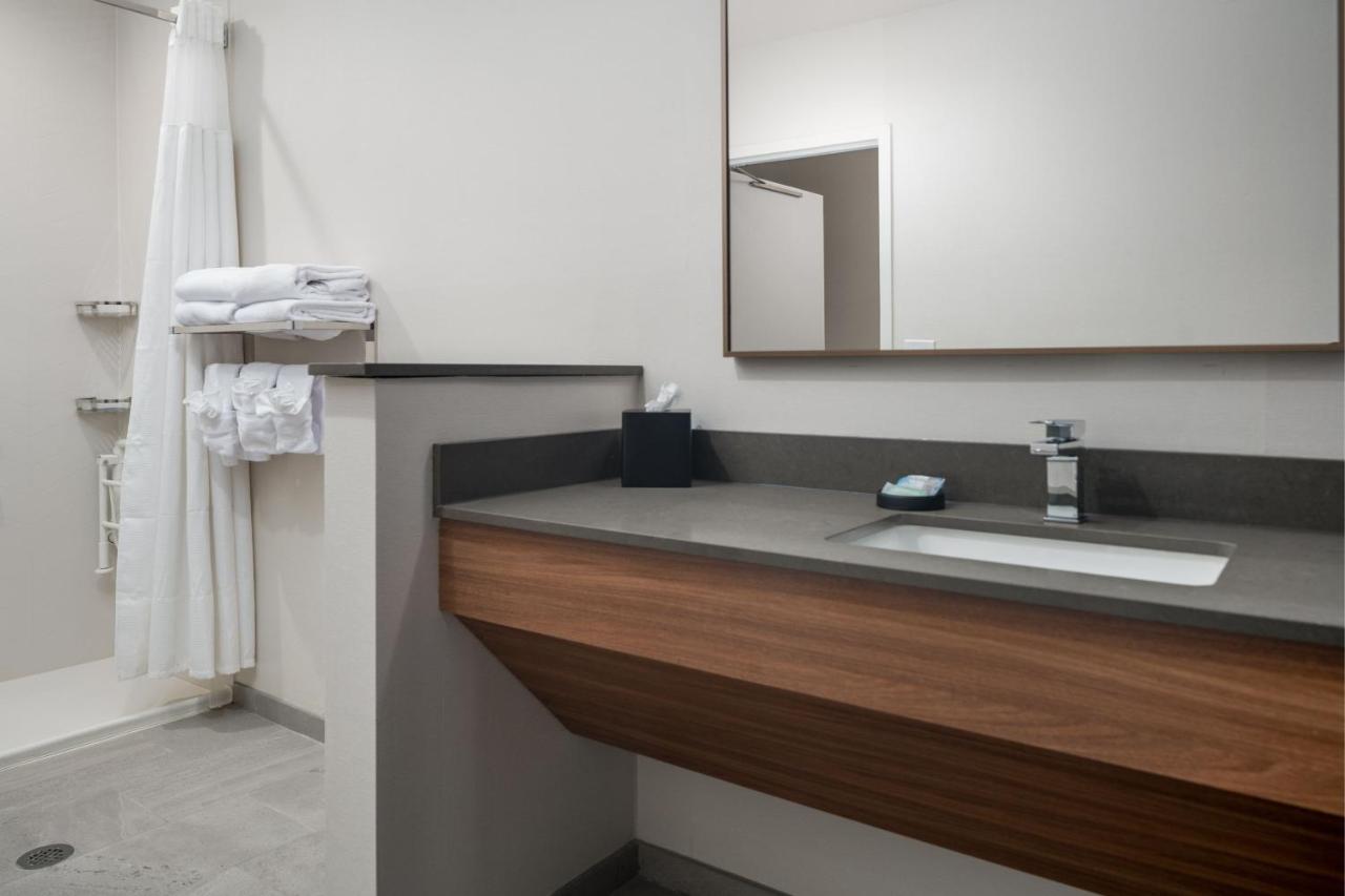 | Fairfield by Marriott Inn & Suites Albertville