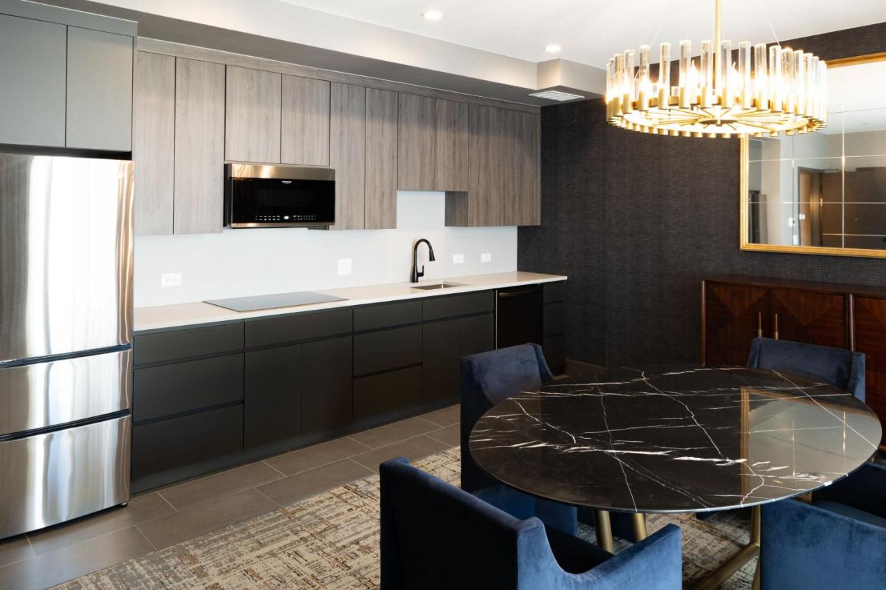 Penthouse King Suite with Sofa Bed at SpringHill Suites by Marriott Chicago Chinatown