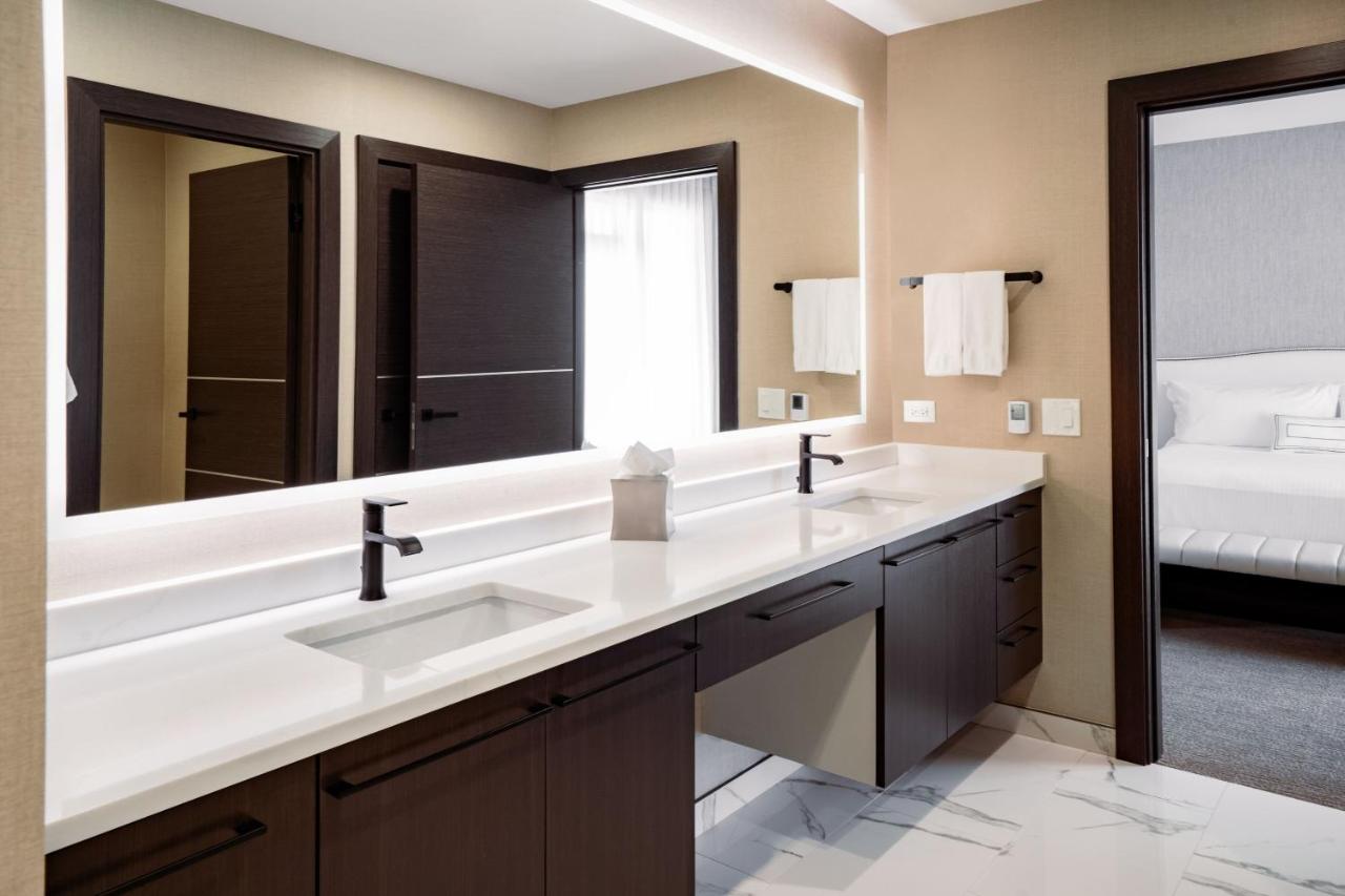 Penthouse Suite with Sofa Bed at SpringHill Suites by Marriott Chicago Chinatown