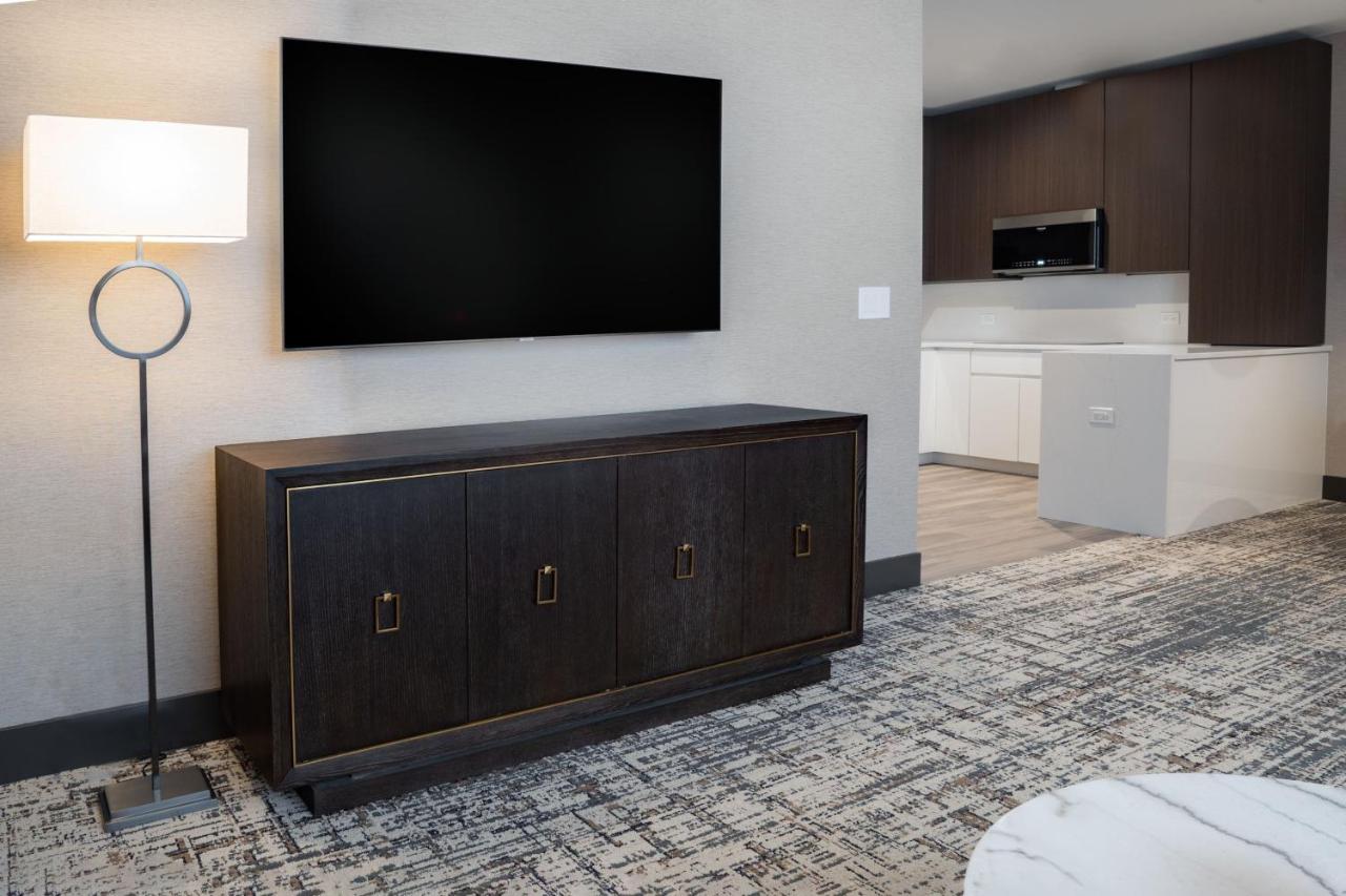 Penthouse King Suite at SpringHill Suites by Marriott Chicago Chinatown