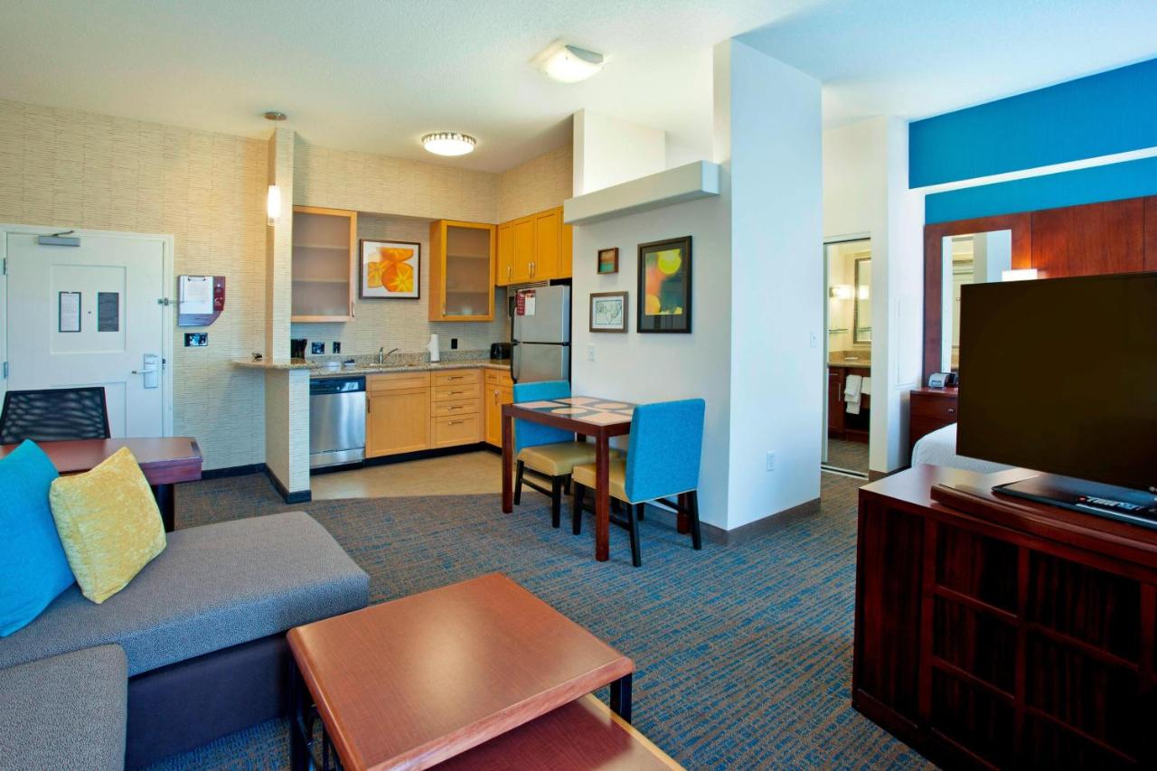 | Residence Inn Baltimore Hunt Valley