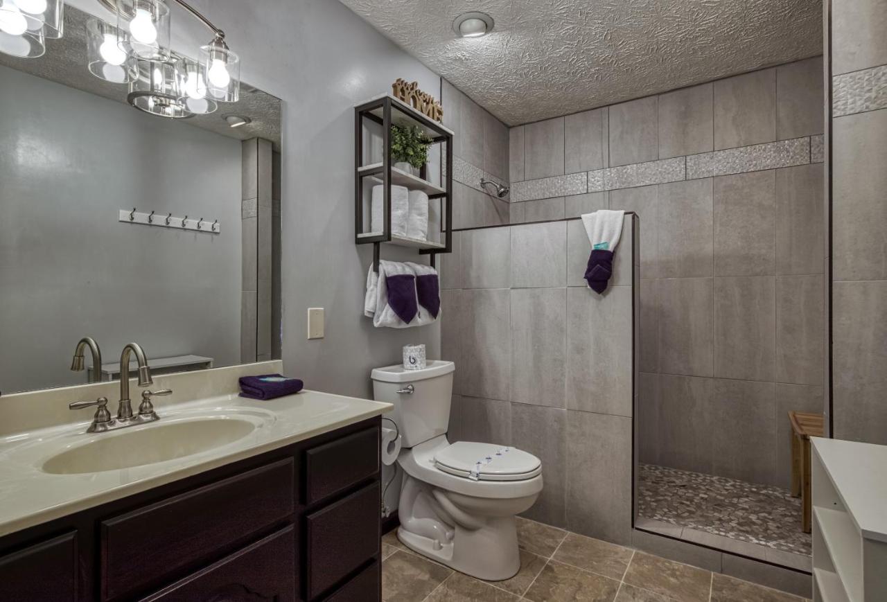 | Apple Valley Hideaway