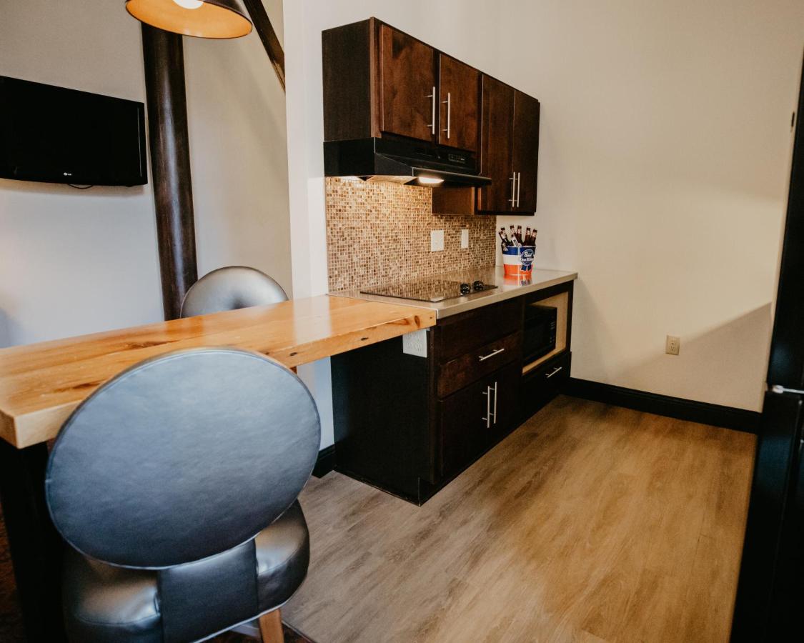 One Bedroom King Suite at The Brewhouse Inn & Suites