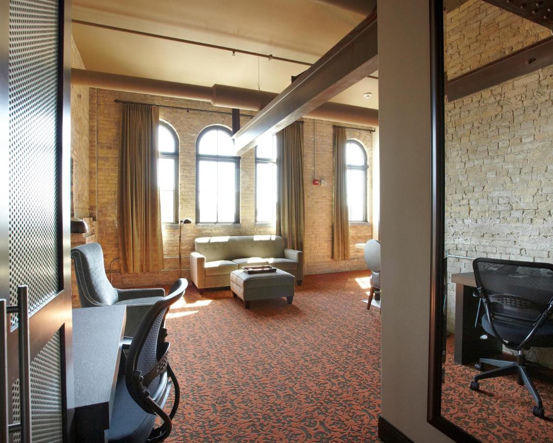 Two-Bedroom Suite at The Brewhouse Inn & Suites