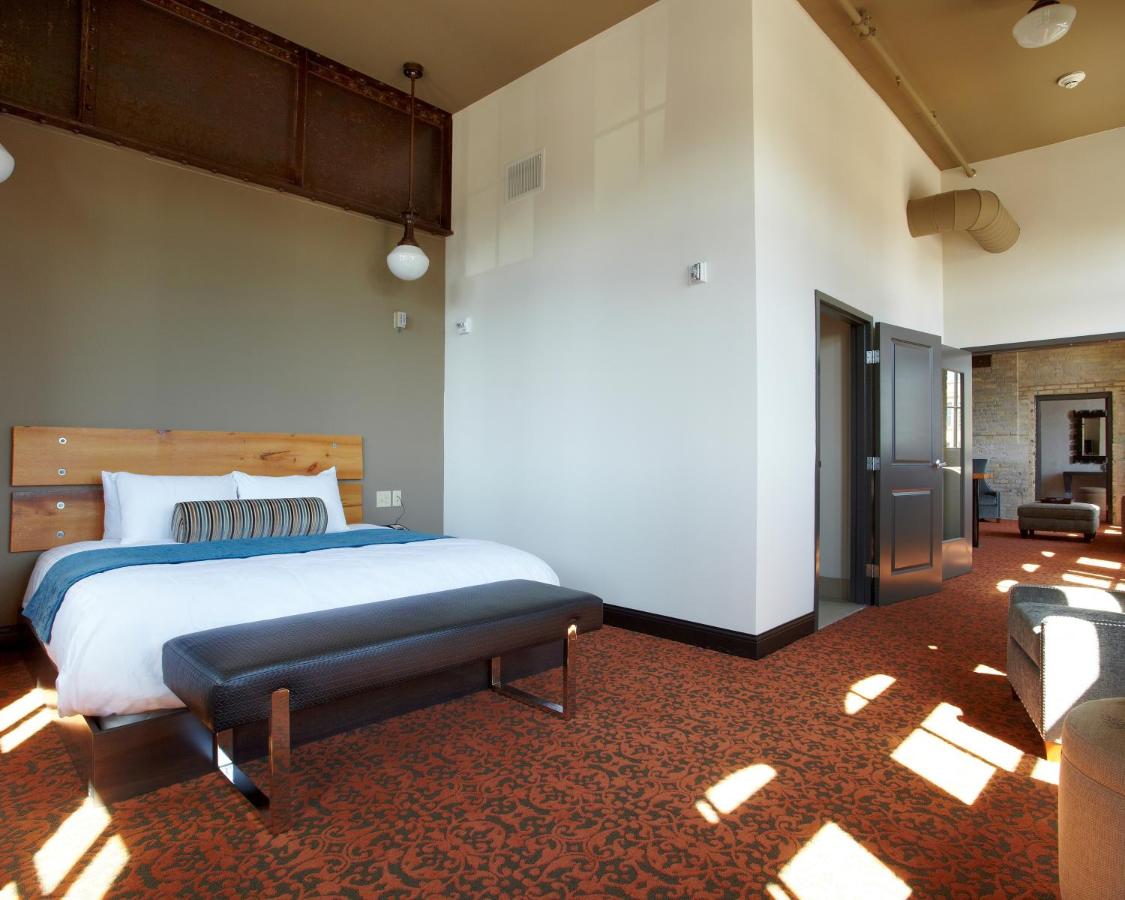 Two-Bedroom Suite at The Brewhouse Inn & Suites