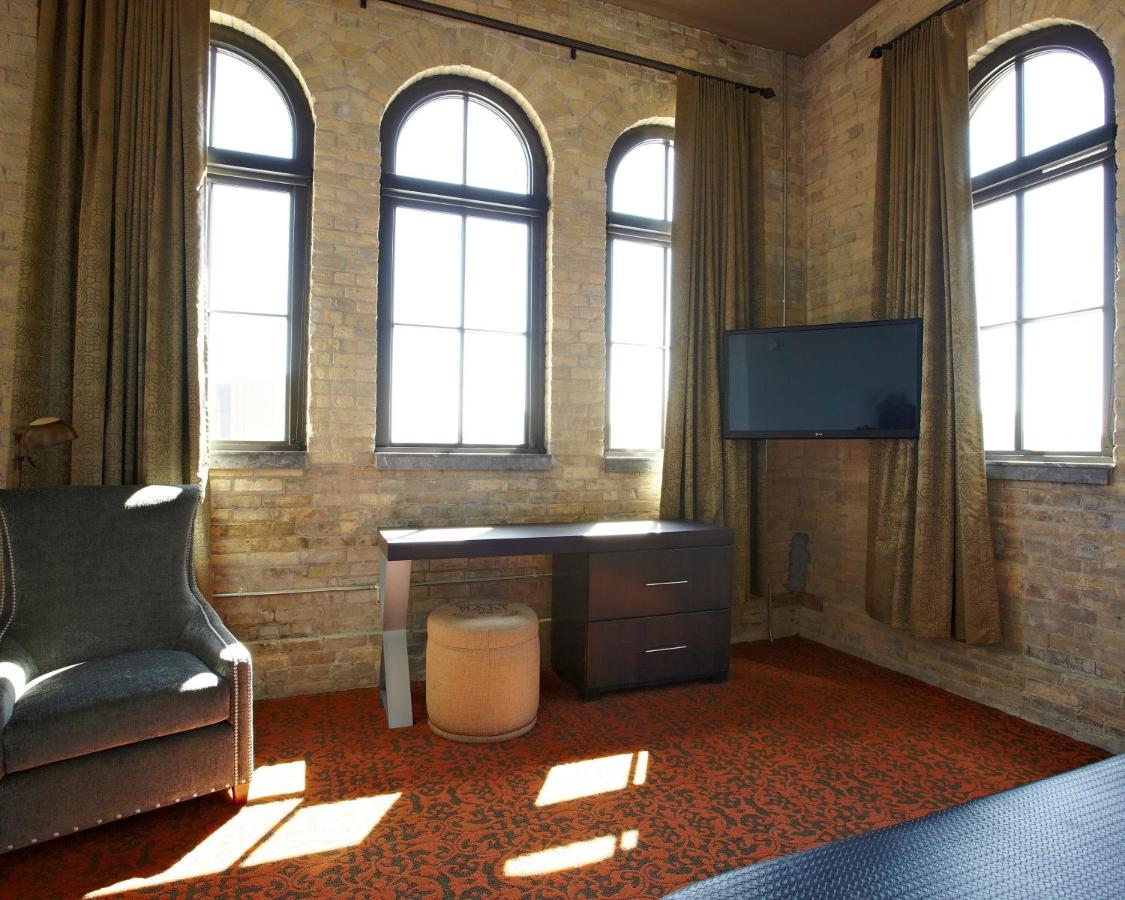 Two-Bedroom Suite at The Brewhouse Inn & Suites
