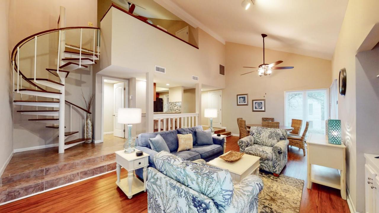  | 1665 St Andrews Commons