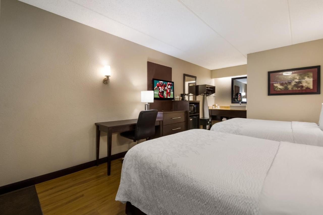 Deluxe Room with Two Double Beds Smoke Free at Red Roof Inn PLUS+ Nashville Airport