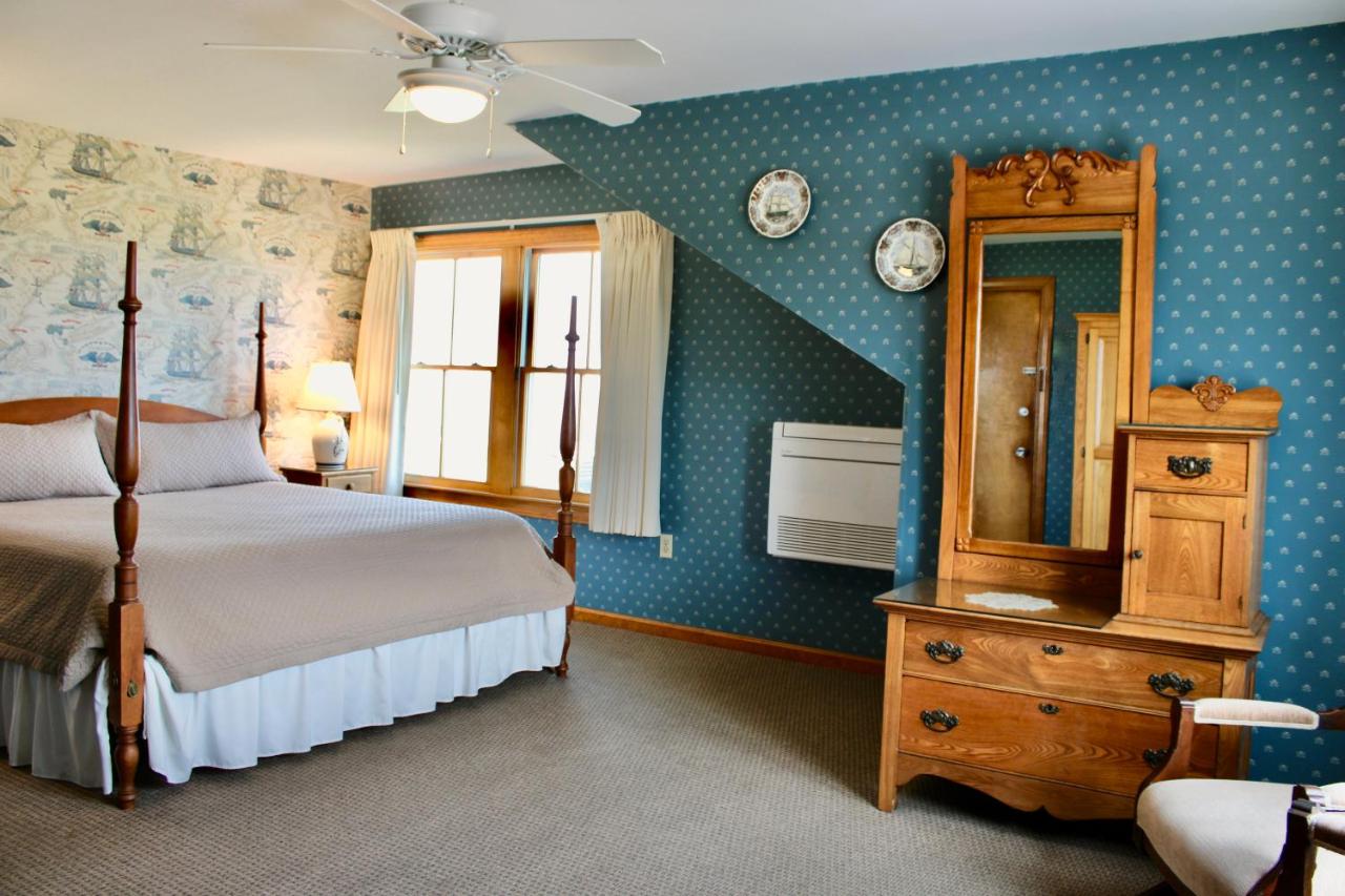 | Rose Farm Inn