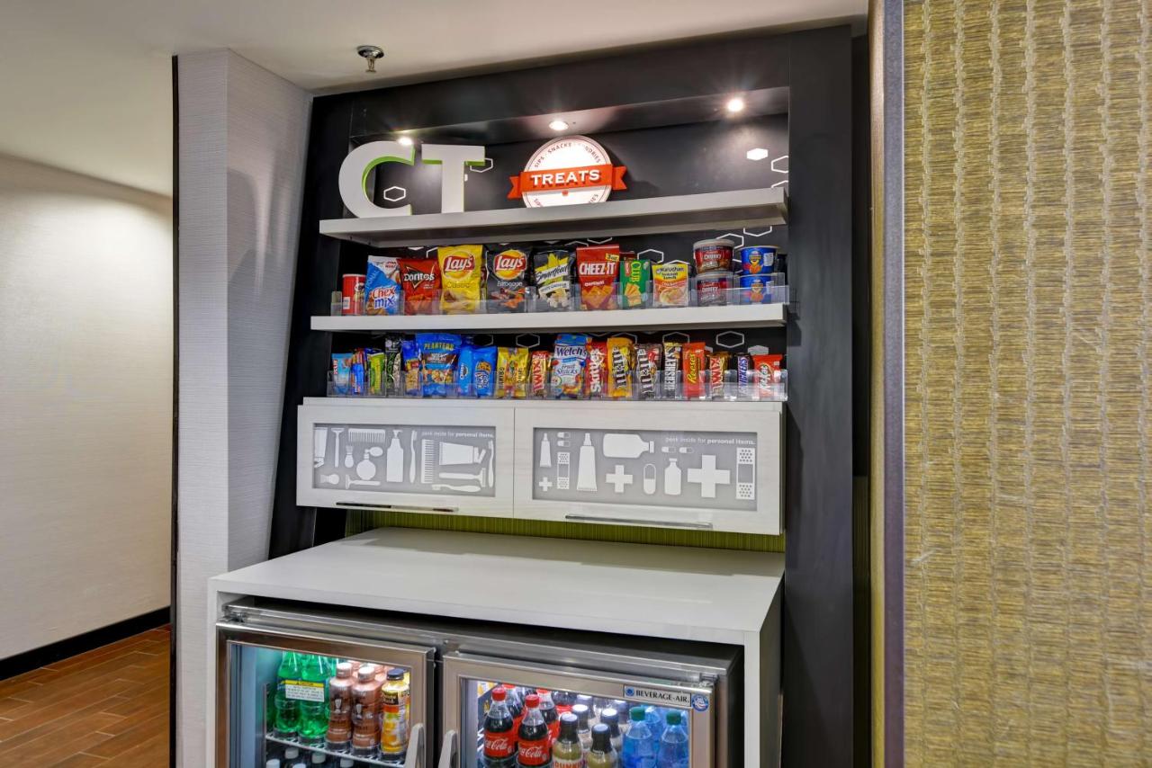 | Hampton Inn by Hilton Milford