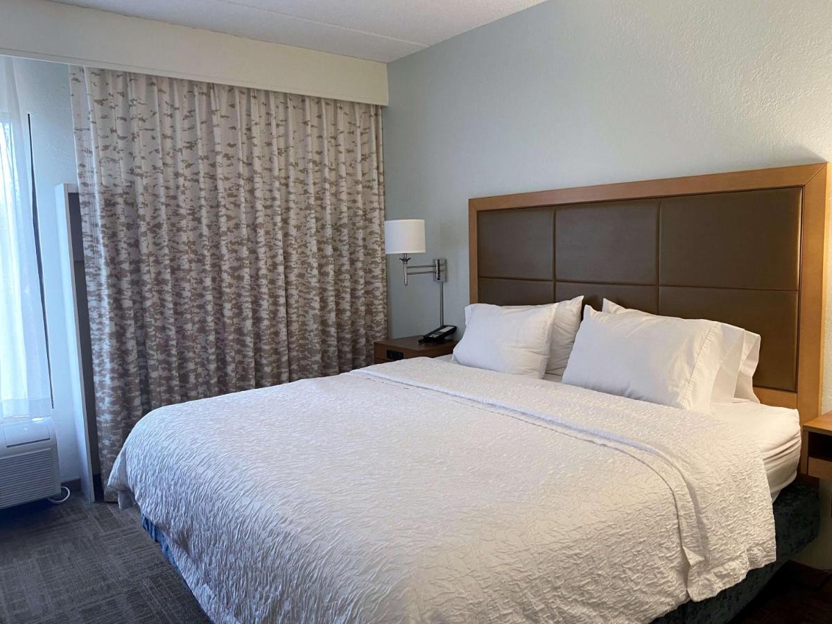 | Hampton Inn by Hilton Milford