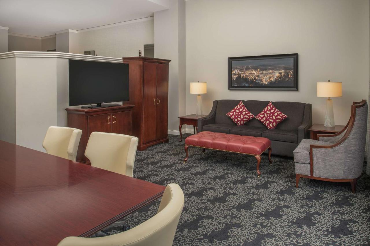  | Embassy Suites by Hilton Portland-Downtown