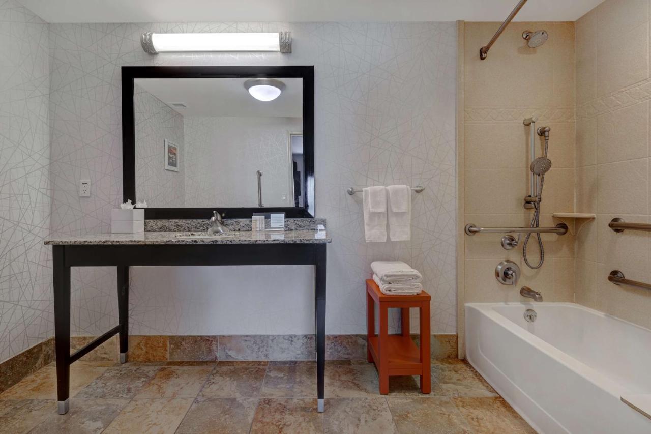 Queen Room with Two Queen Beds - Non-Smoking at Hampton Inn & Suites Seattle/Federal Way