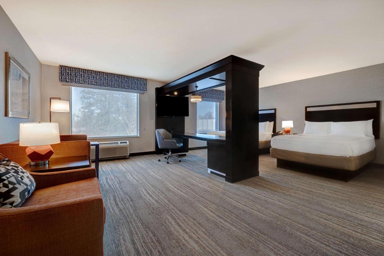 Two Queen Bed Studio Suite at Hampton Inn & Suites Seattle/Federal Way