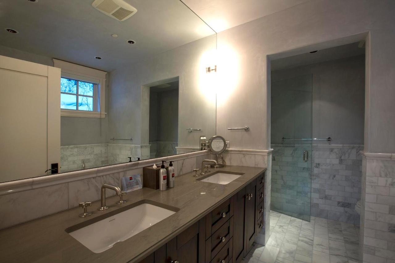 Three-Bedroom Apartment - Element 52 South West 301 at Element 52, Auberge Collection