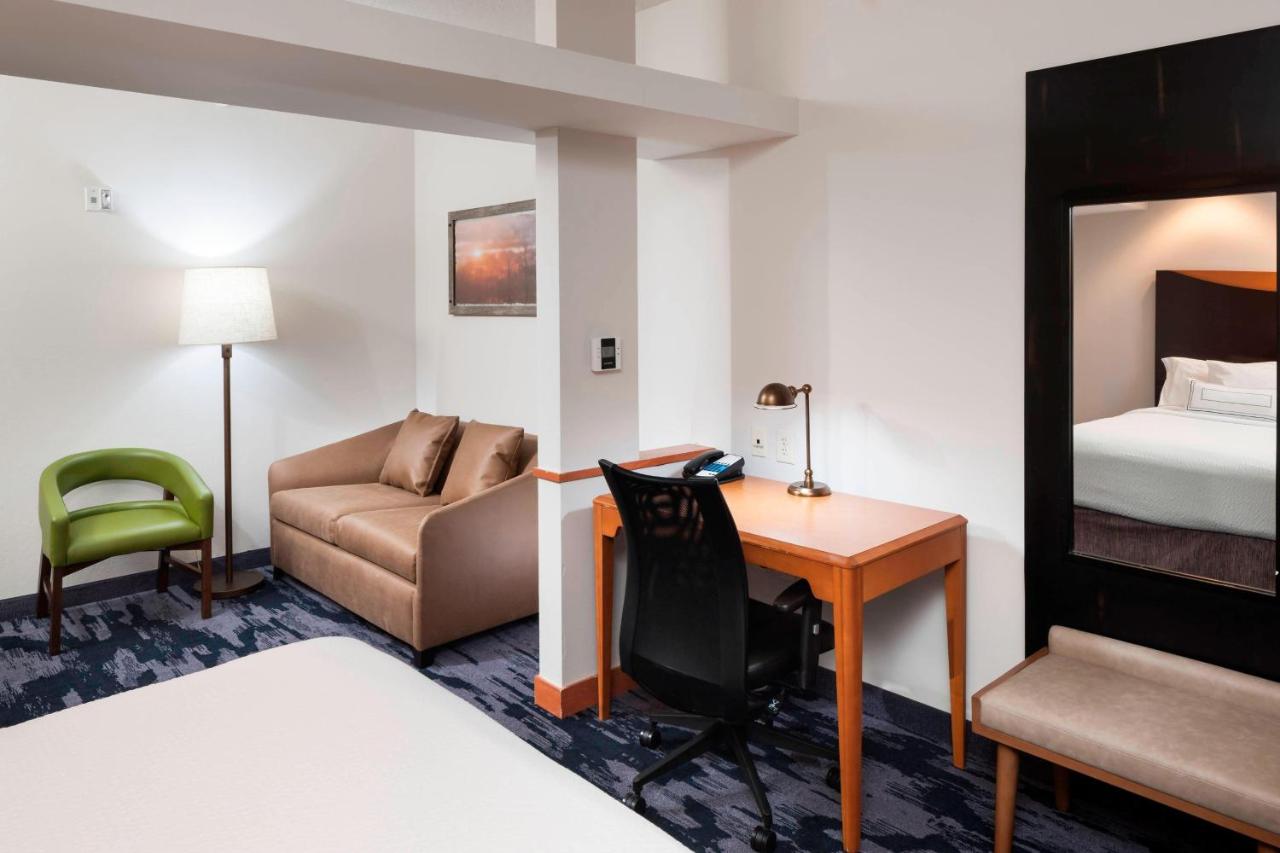 | Fairfield Inn & Suites by Marriott Wilmington